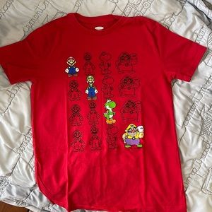 Boy’s Old Navy Mario and Crew Shirt L(10-12)
